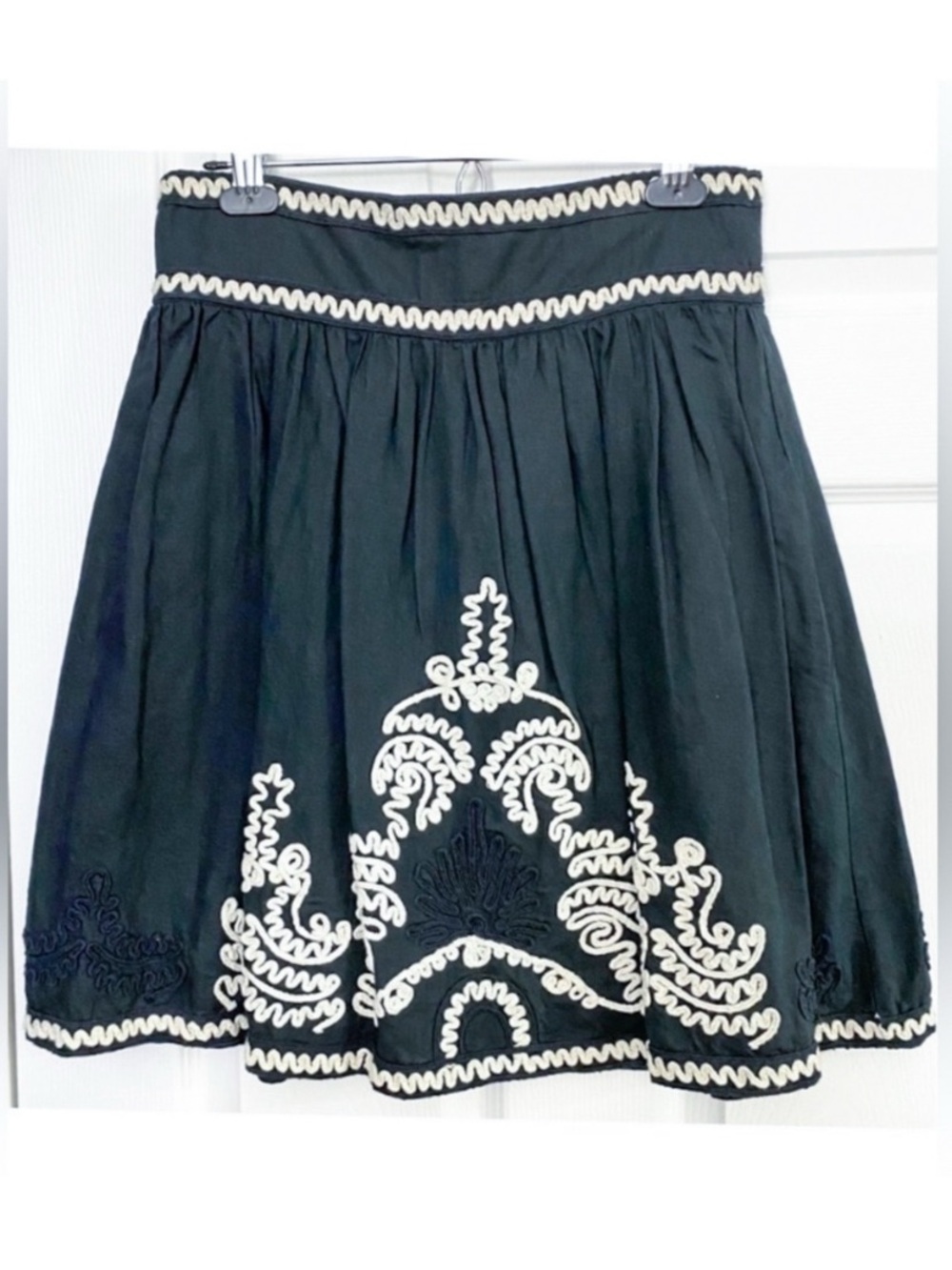 French Connection Black and Cream Linen Embroidered Skirt